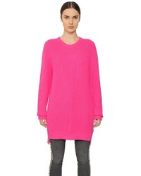 Ярко-розовый шерстяной свитер